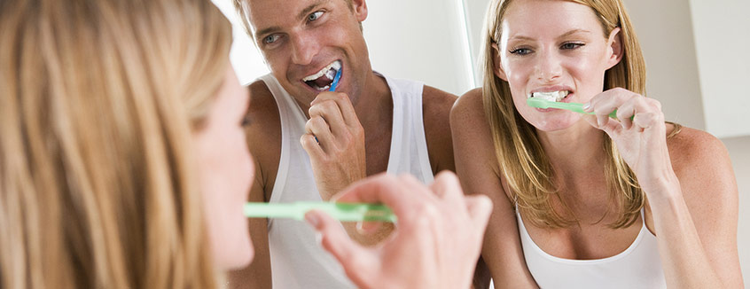 8-common-mistakes-made-when-brushing-your-teeth